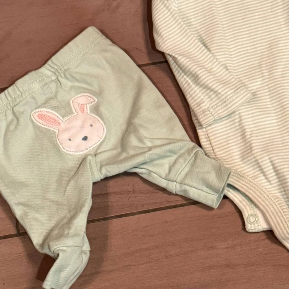 Carter's Child of Mine Newborn Outfit Easter bunny NEWBORN